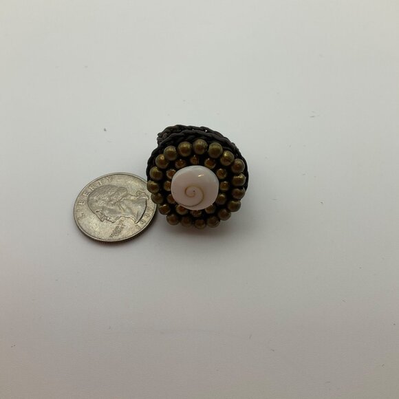 VTG New Old Stock Handmade Ring Sz 7.5 Crochet Natural Shell Coastal Boho - Picture 4 of 8